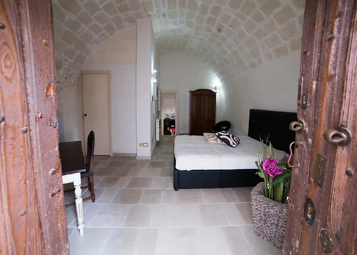 Borgovecchio 펜션 오스투니